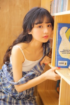 粉衣电梯